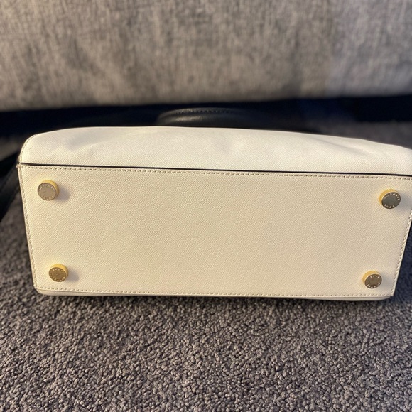 MK medium black/white bag fairly new. It is super cute and you can mix and match - Picture 7 of 8